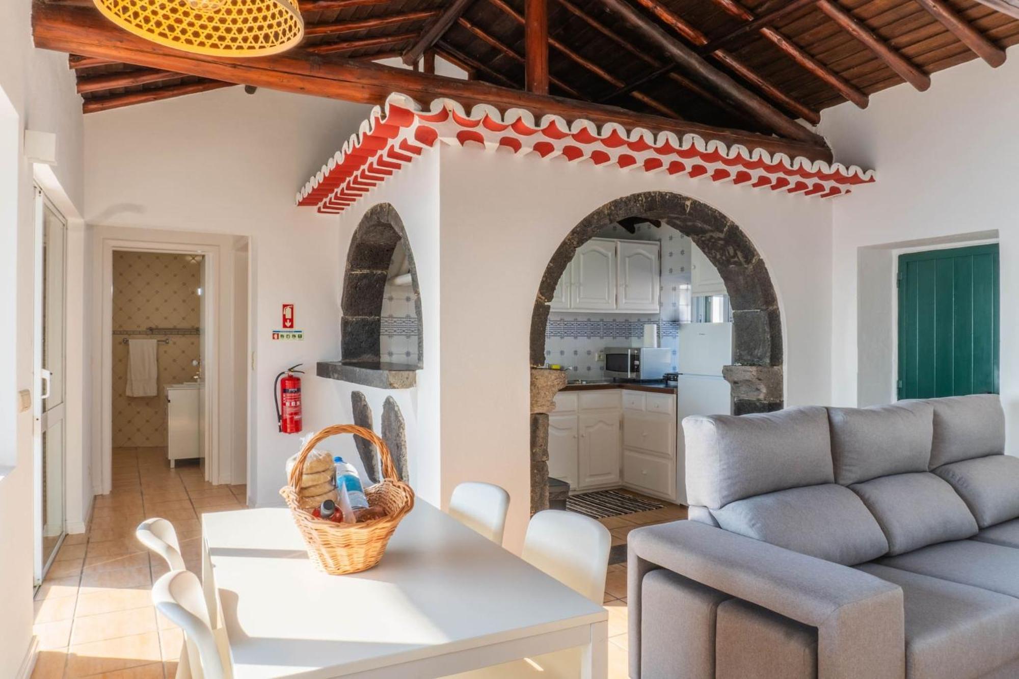 Mosteiros Natural Pool House Экстерьер фото